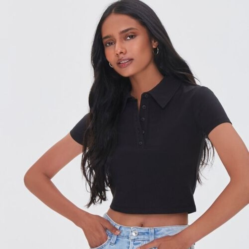 Collared Crop Tee